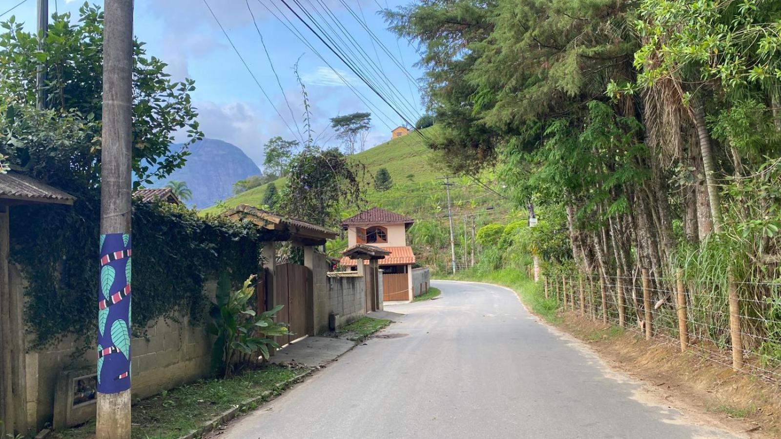 Lumiar Casa Solar Churrasqueira Com 3 Quartos Sendo Um Suite Arejada, Jardim A 700M Do Centro Buitenkant foto